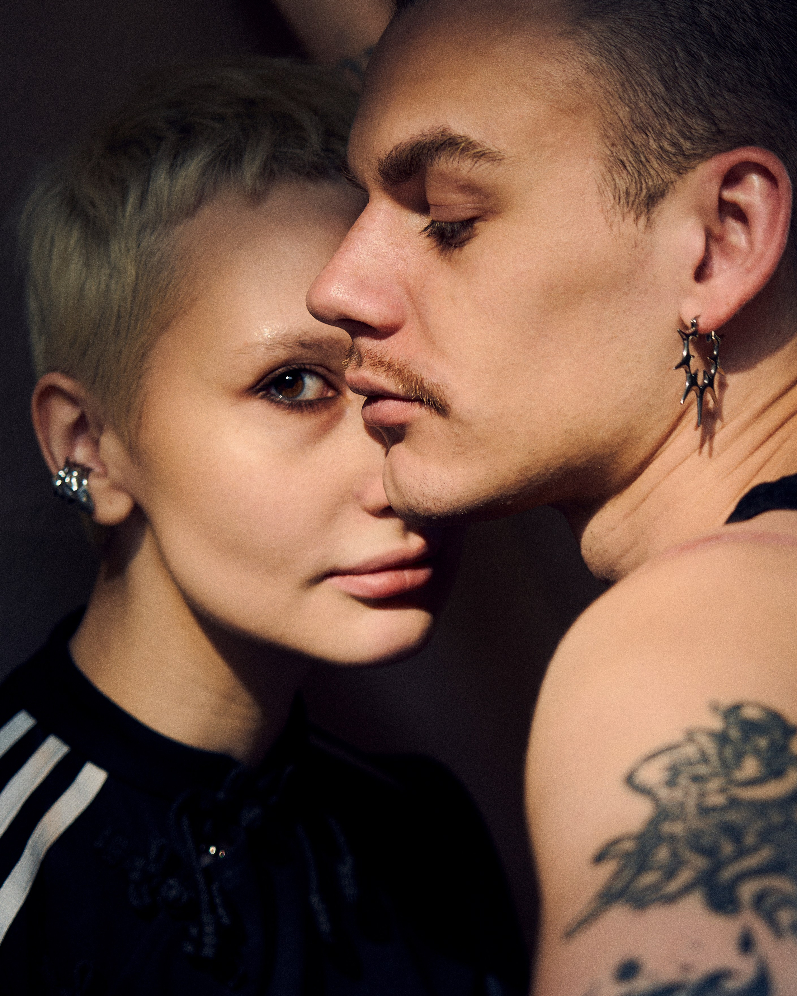 K I R & A N Y