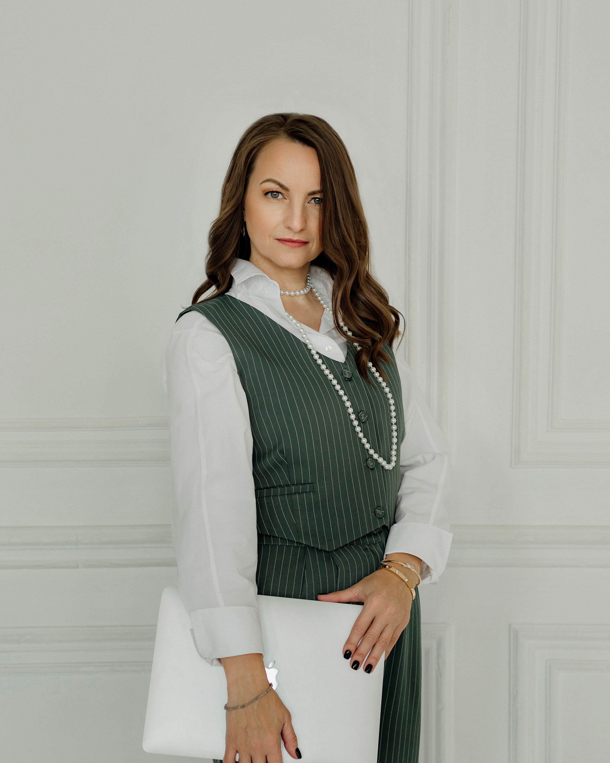 Ирина: Директор