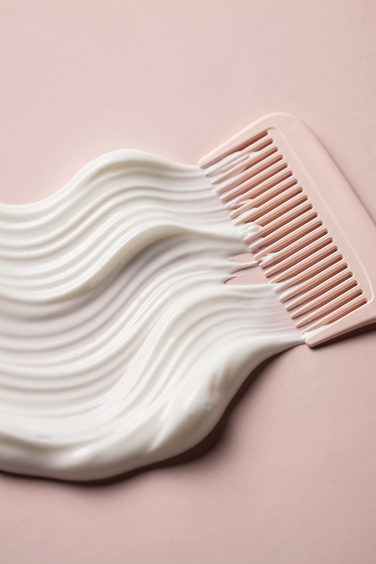 AI beauty-кампания из одной карточки товара | jl.art.ai.lab. Анна Карчмит — AI-художник. Эдиториал, нейрофотосессия и контент для fashion и beauty брендов