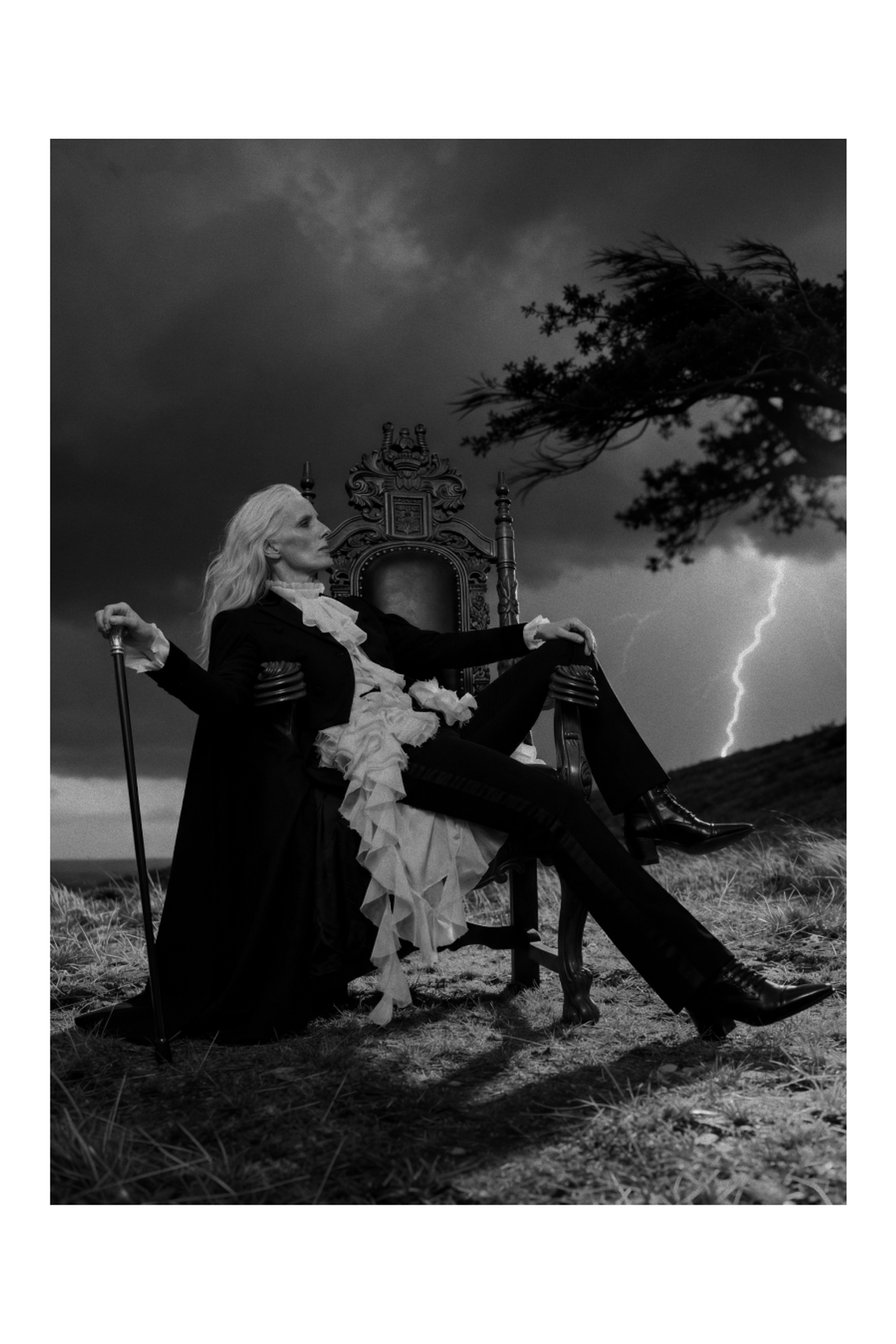 Storm Rider — AI-эдиториал в стиле McQueen | jl.art.ai.lab. Анна Карчмит — AI-художник. Эдиториал, нейрофотосессия и контент для fashion и beauty брендов