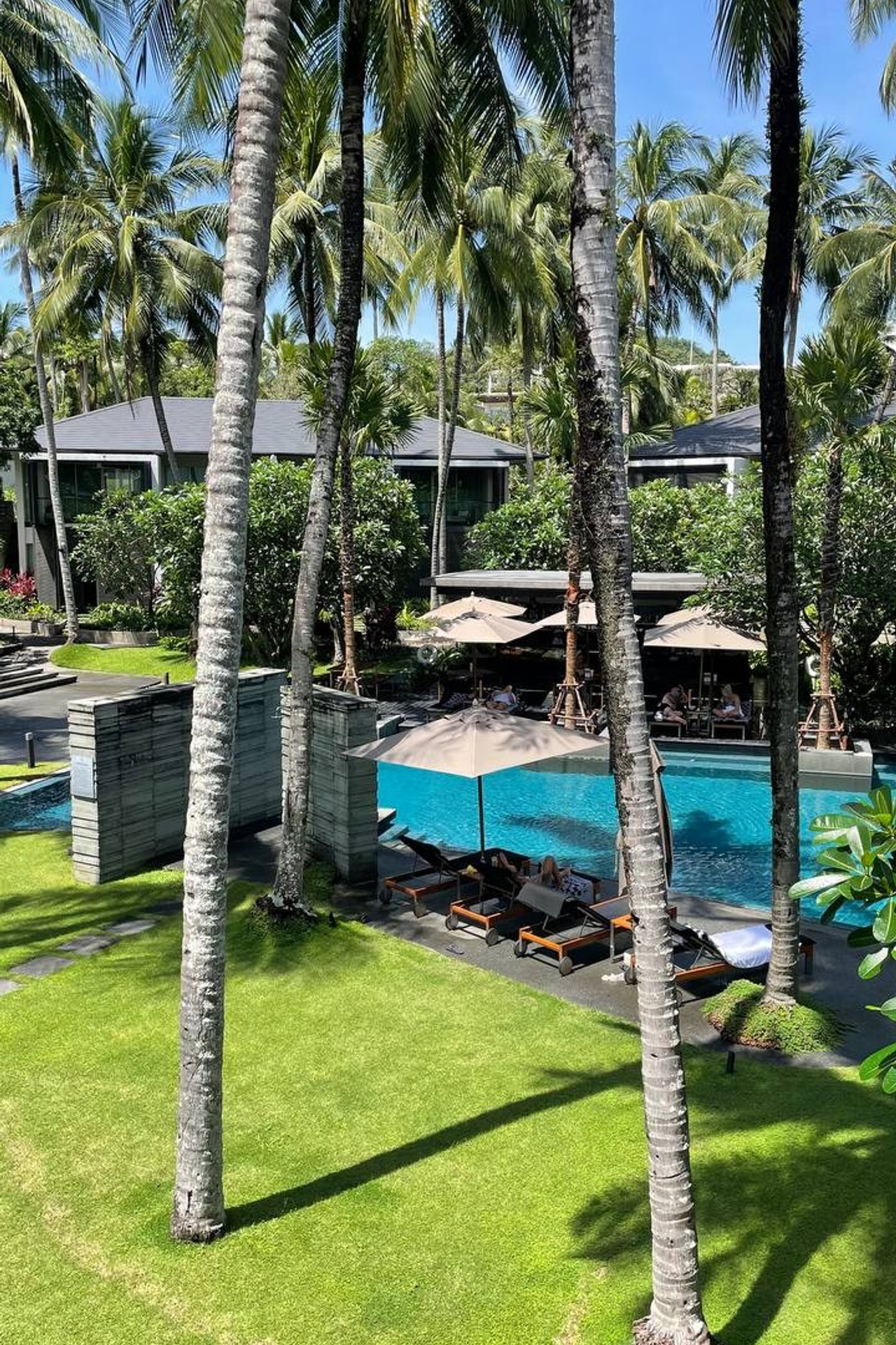 Twin palms. Турагенство Амалфи Тур