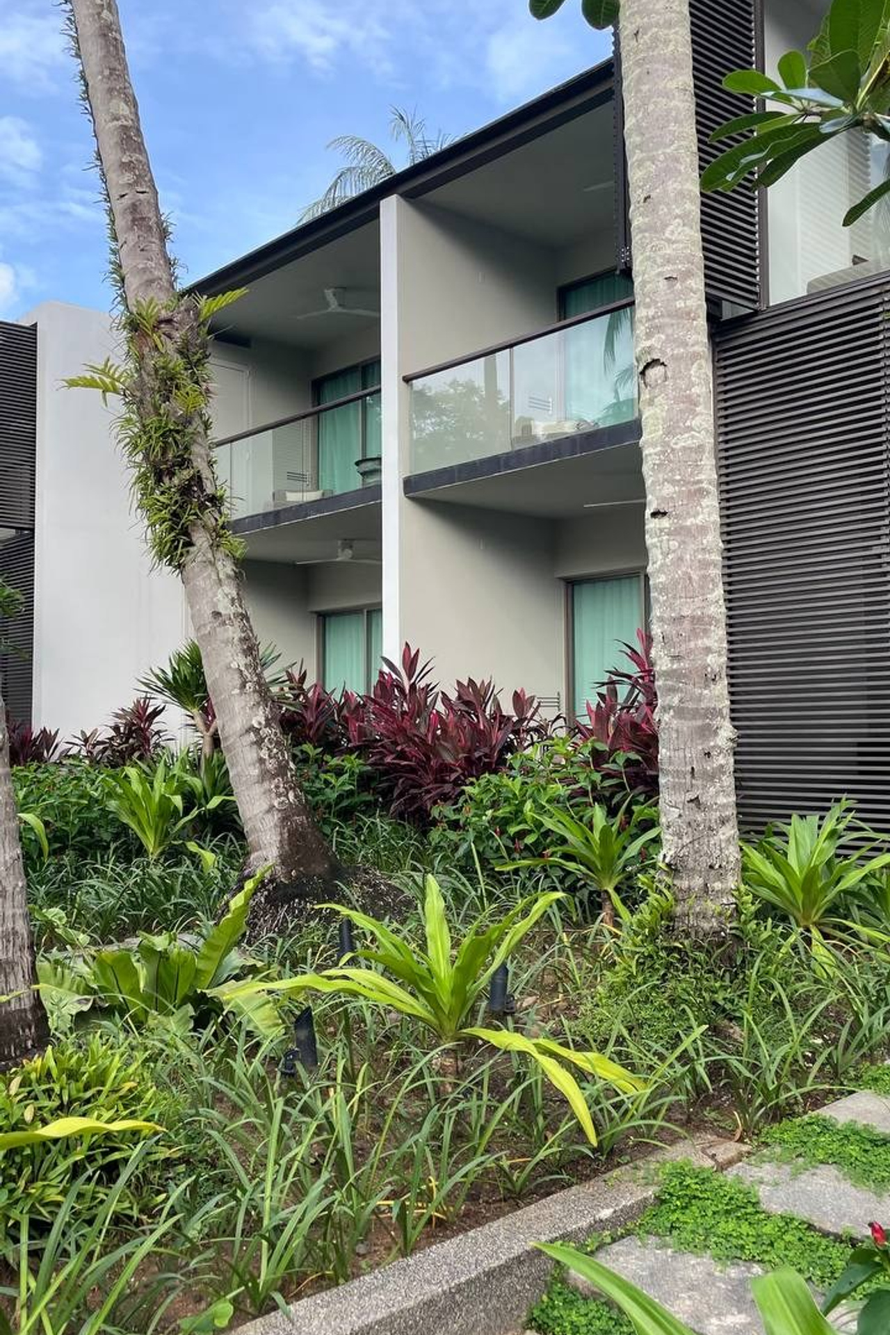 Twin palms. Турагенство Амалфи Тур