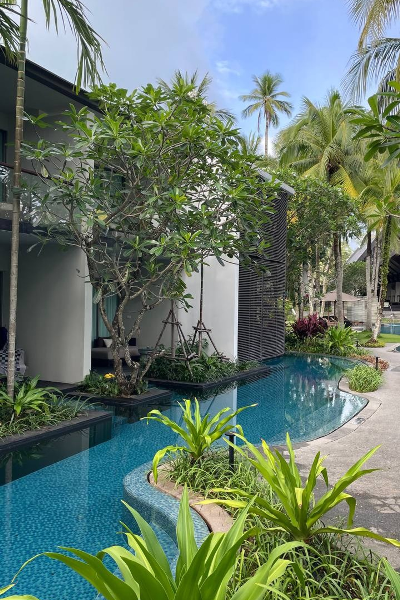 Twin palms. Турагенство Амалфи Тур