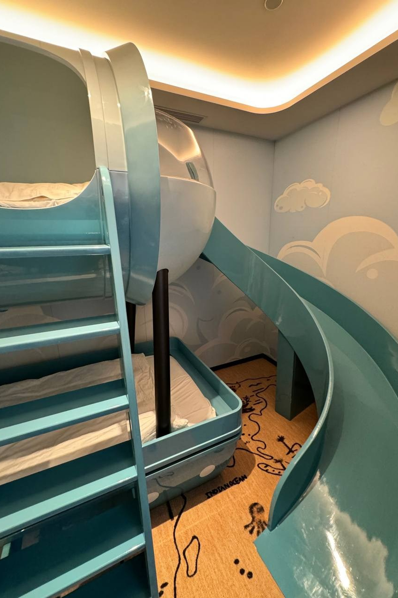 Hualuxe Resort Yalong Bay Sanya 5*. Турагенство Амалфи Тур