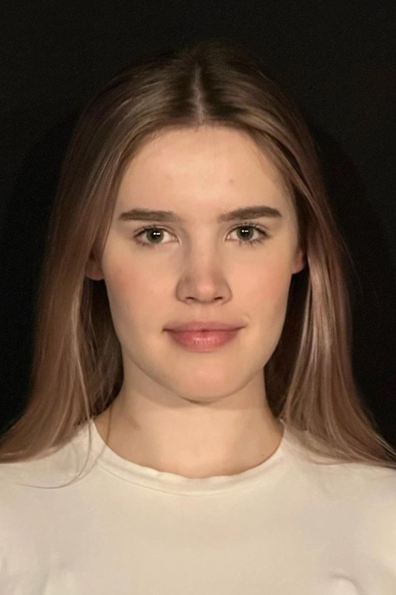 Полина Сергеева 20 лет