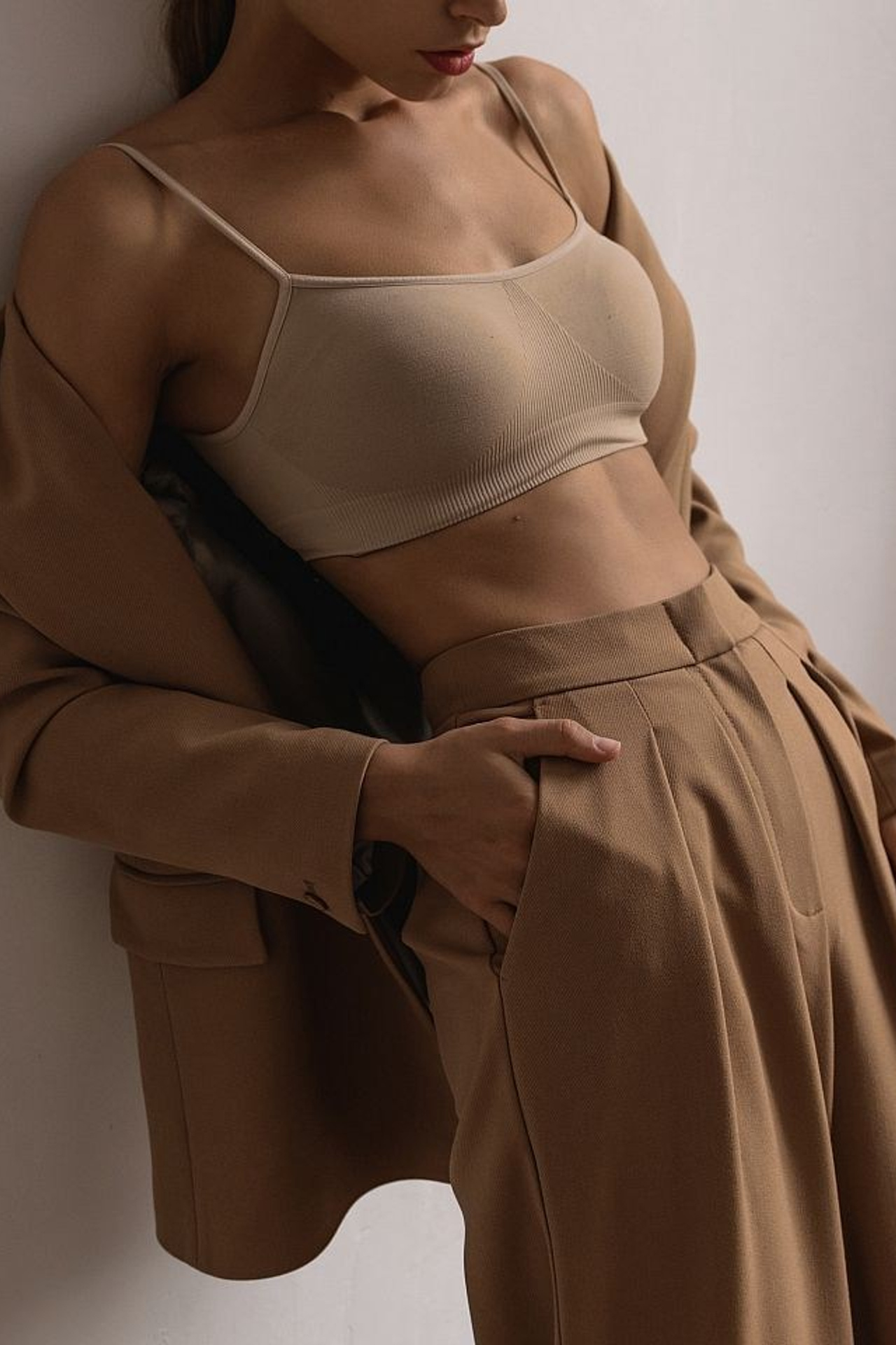 Предметная съемка для интернет магазина, референсы штанов женских|Sale