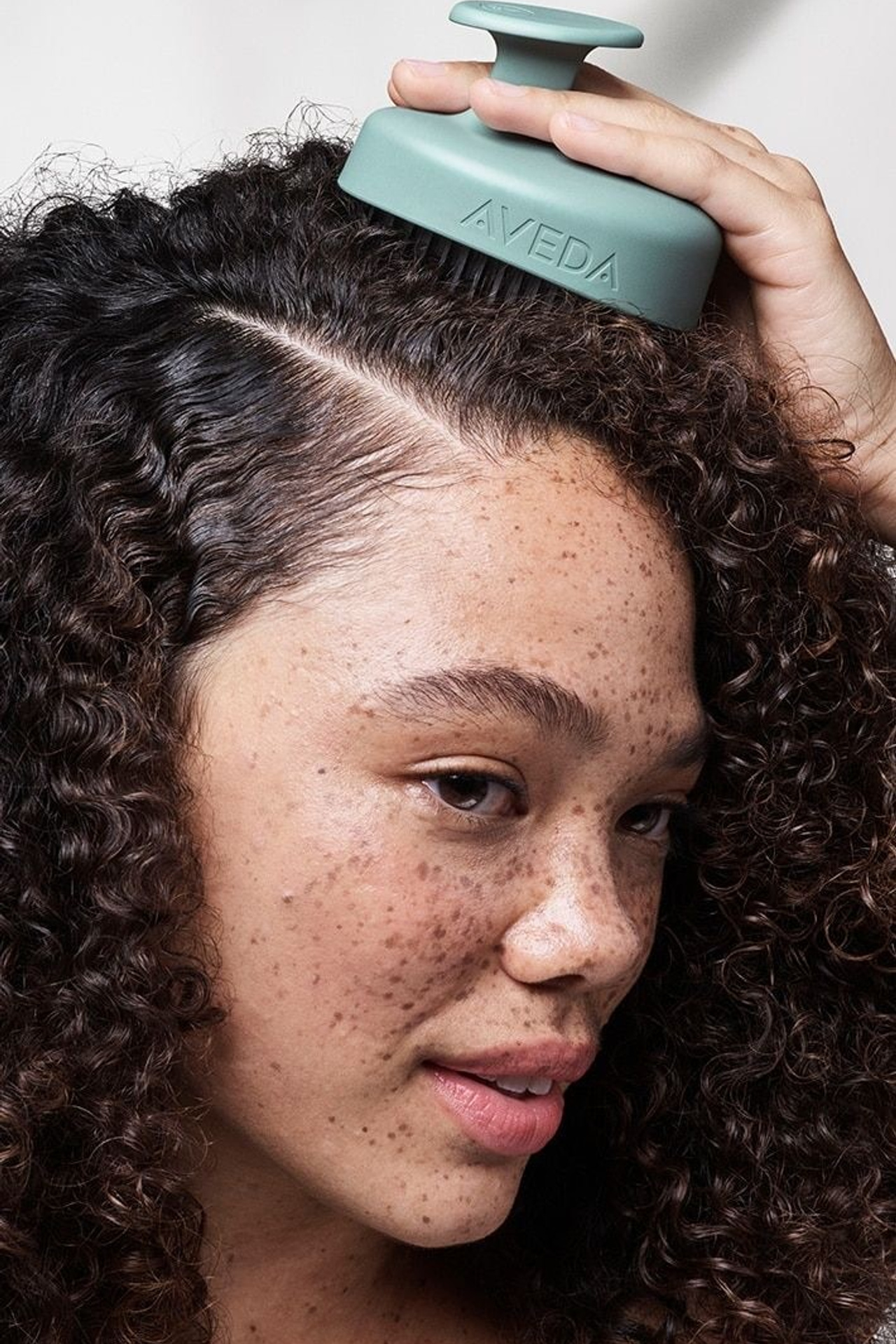 Уникальные формы массажных щеток для удобства