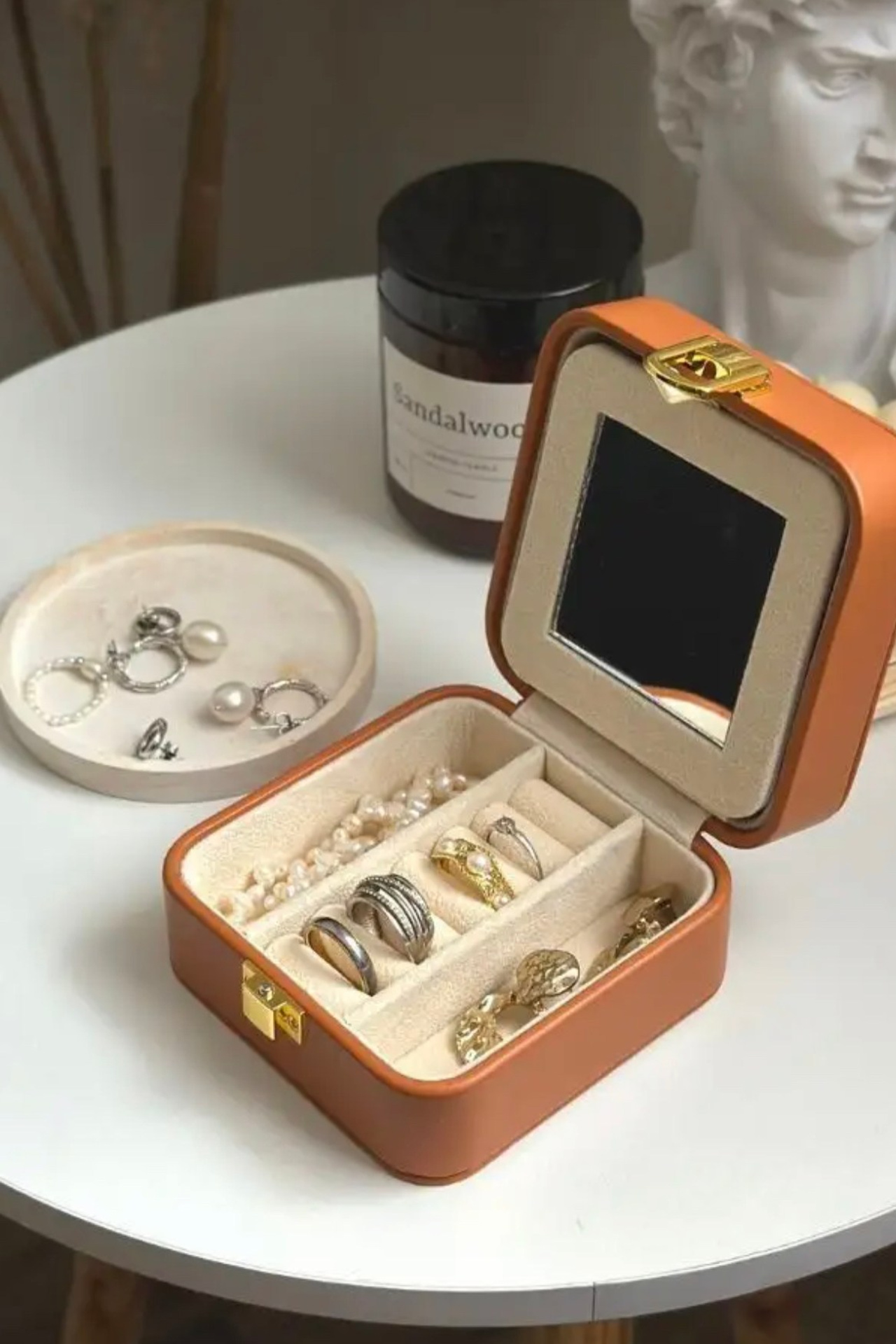 Эстетичная съемка шкатулок для коллекционных предметов