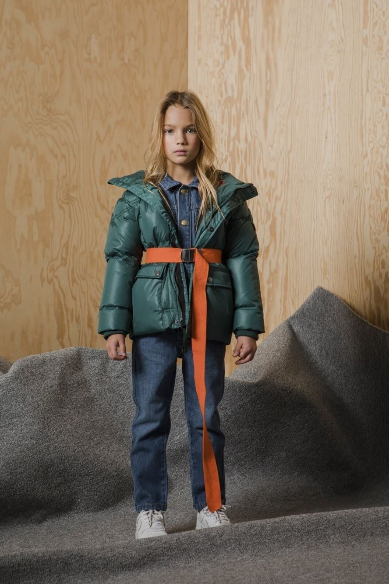 Референс для классической детской одежды в стиле casual.