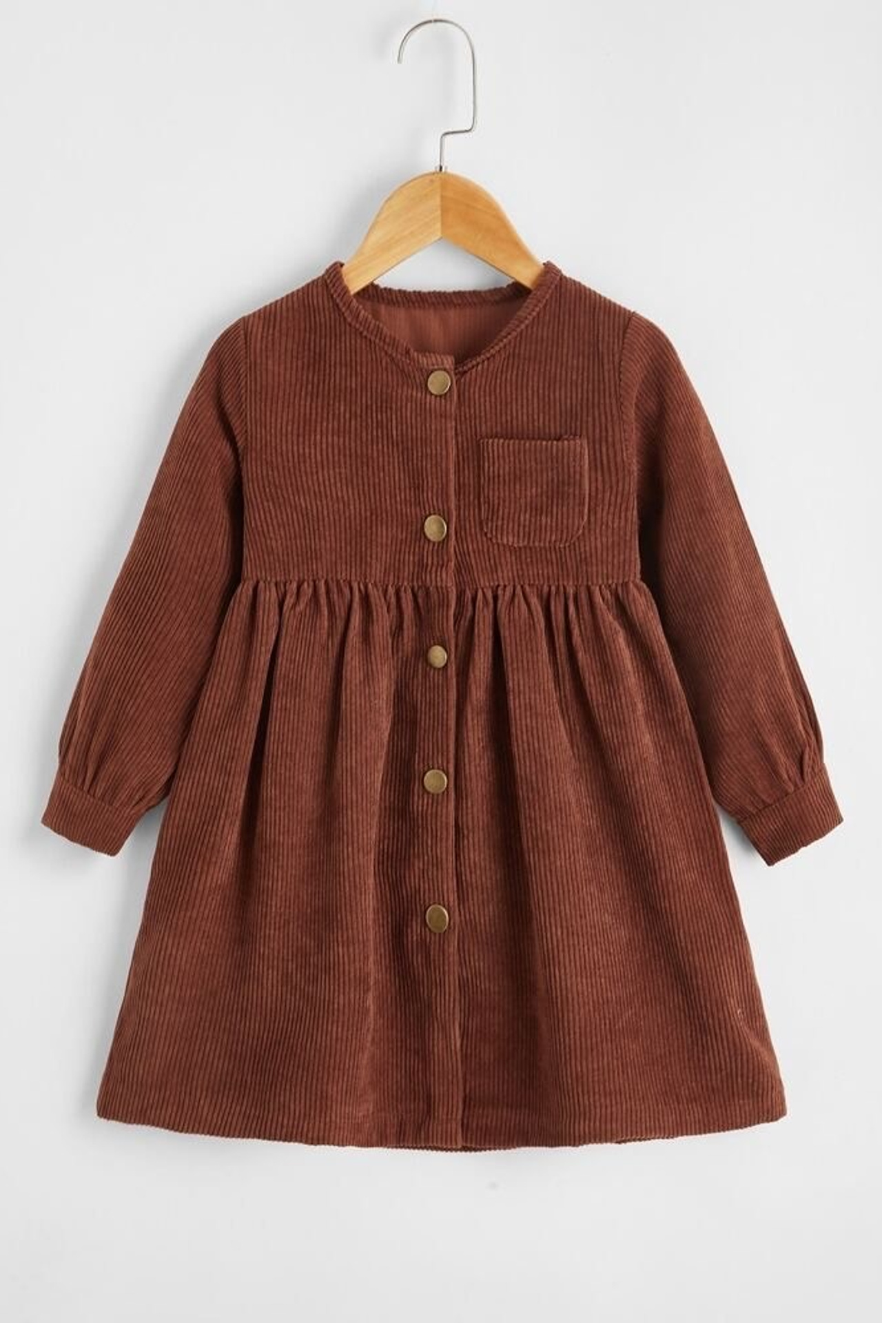 Идея для стильной детской одежды для повседневного использования.