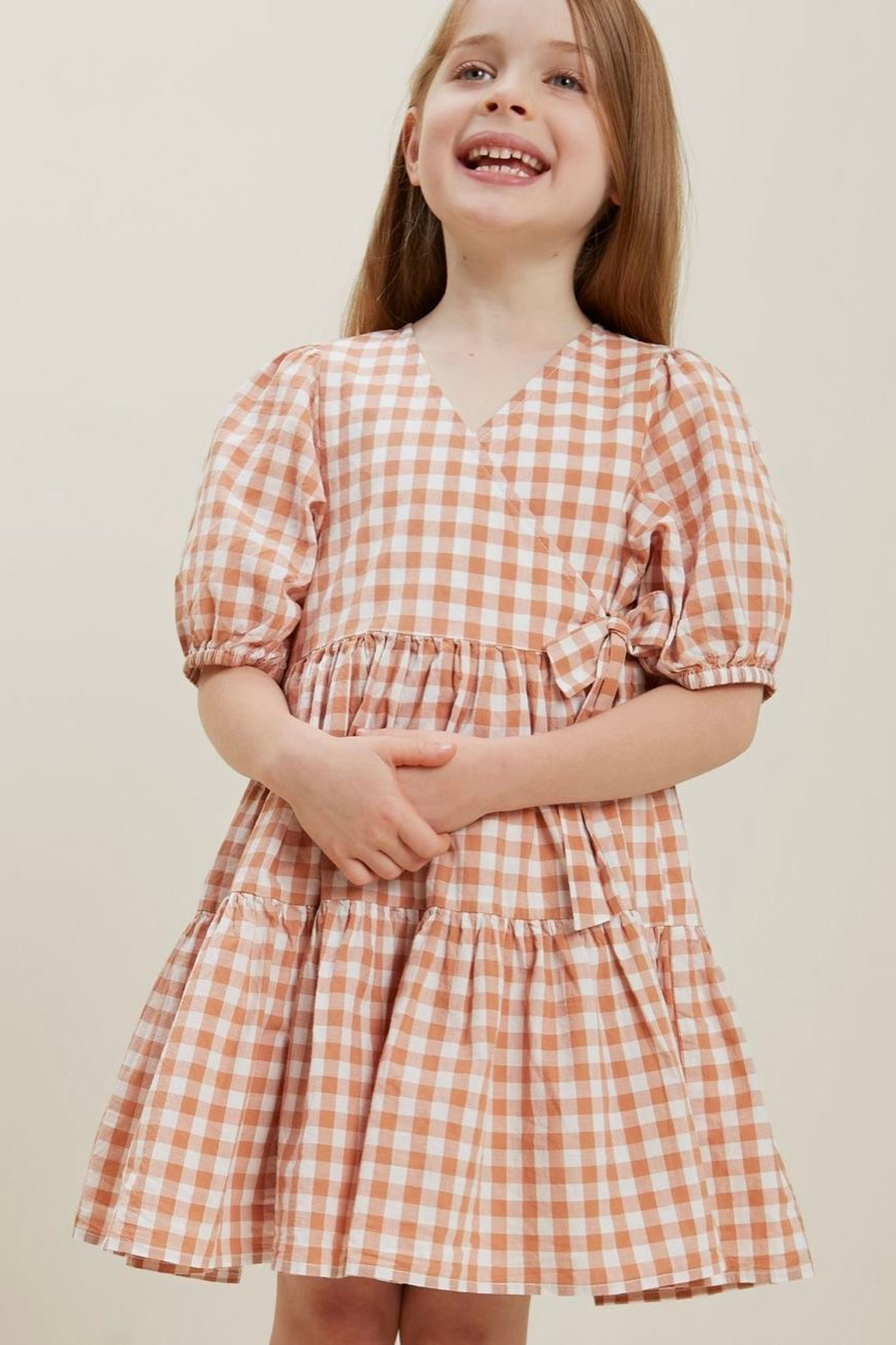 Детская одежда с уникальными узорами и текстурами.