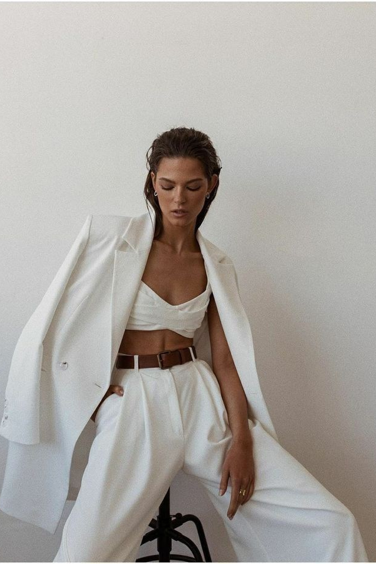 Предметная съемка для интернет магазина, референсы штанов женских|Sale