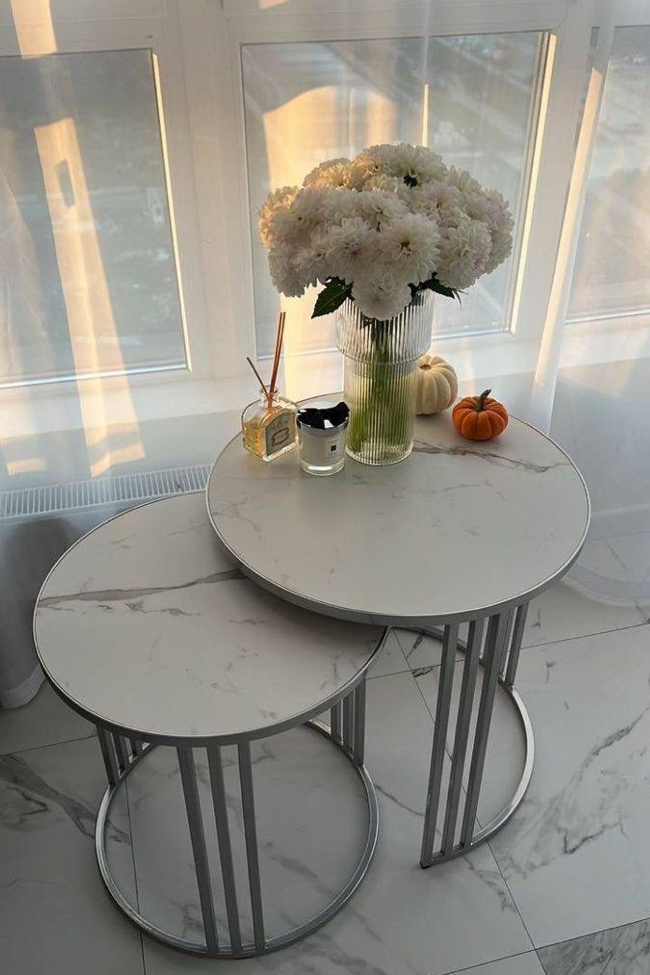 Высокие вазы для длинных цветов