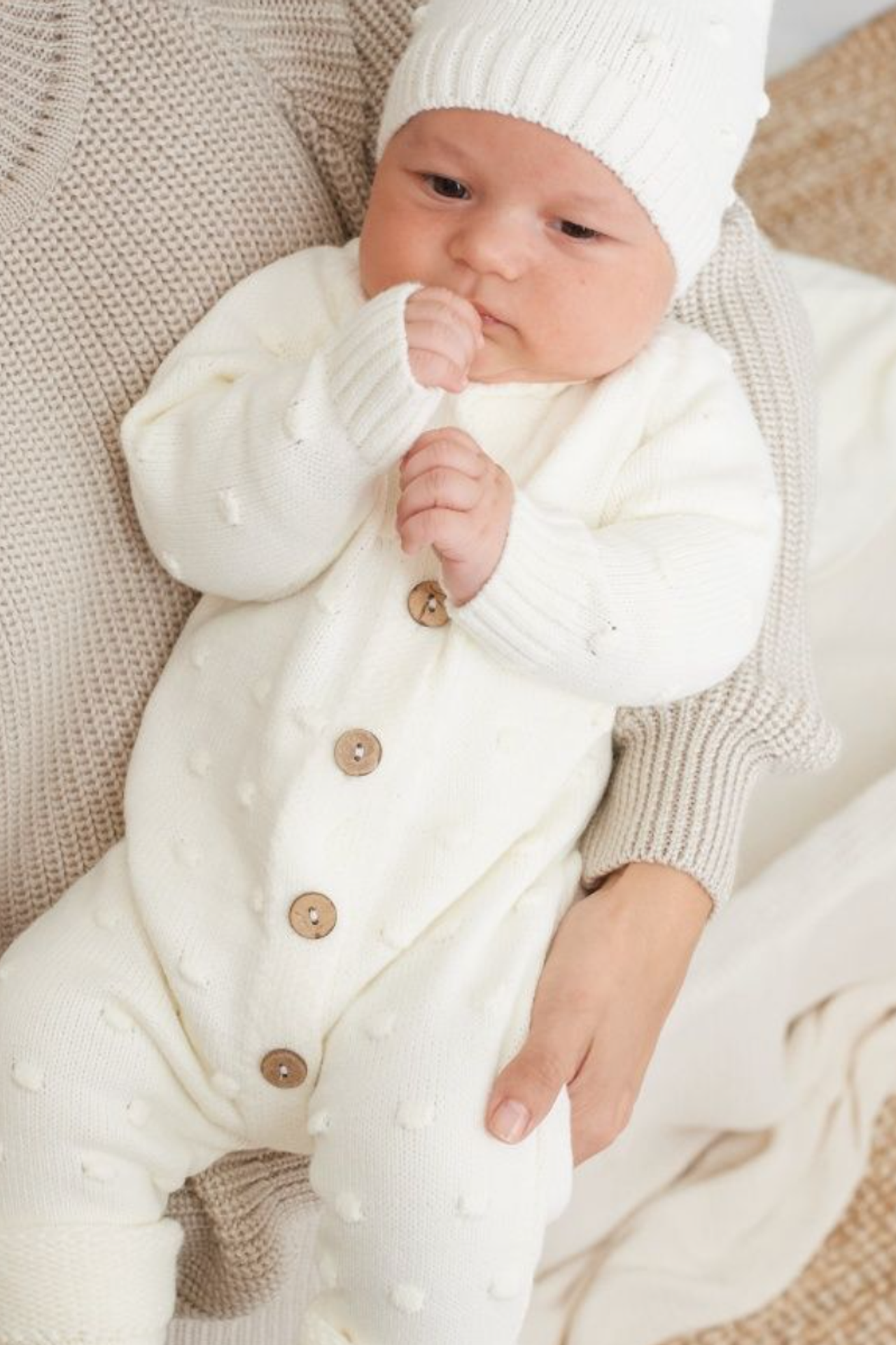 Креативная съемка детской одежды для привлечения внимания молодых родителей