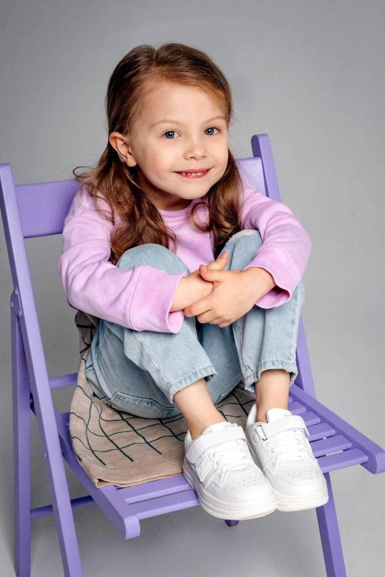 Модель девочка для предметной съемки Каролина А. Н.Новгород|Sale Easy