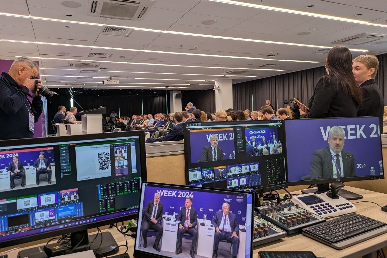 100+ TechnoBuild 2025. Video Crew