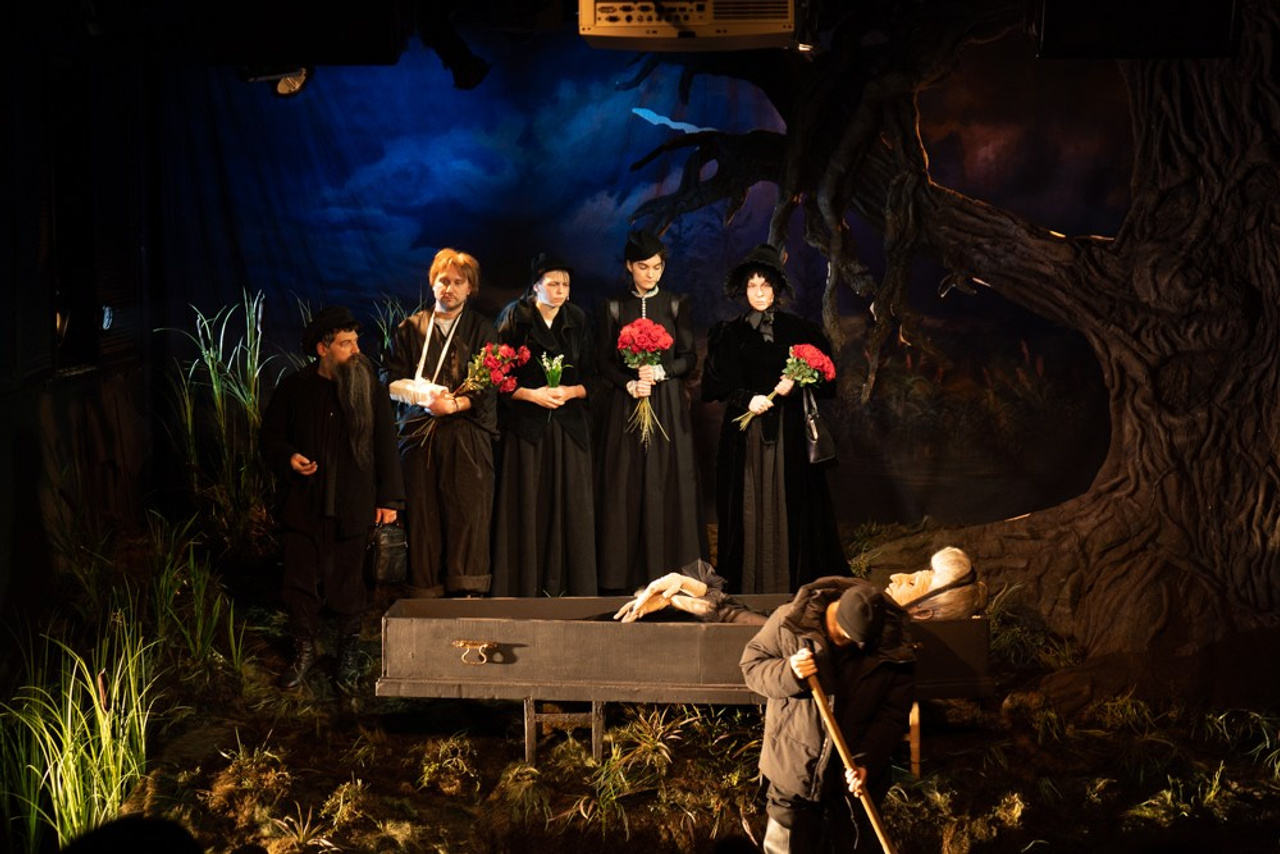 «Гроза» театральное объединение «Озеро». История занавеса. Превращаем идею в технологию