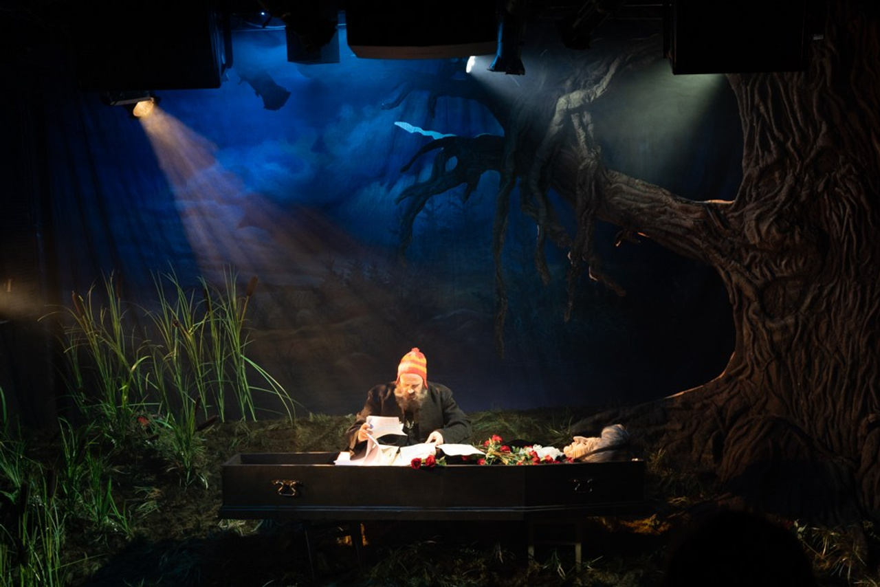 «Гроза» театральное объединение «Озеро». История занавеса. Превращаем идею в технологию