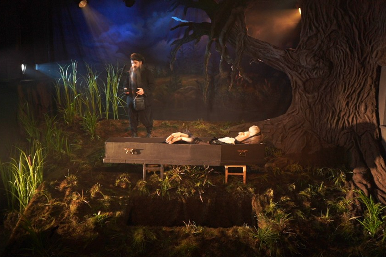 «Гроза» театральное объединение «Озеро». История занавеса. Превращаем идею в технологию