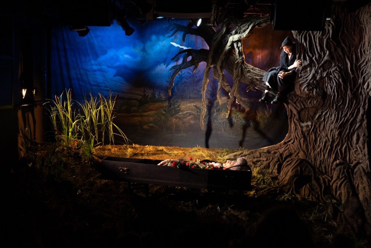 «Гроза» театральное объединение «Озеро». История занавеса. Превращаем идею в технологию