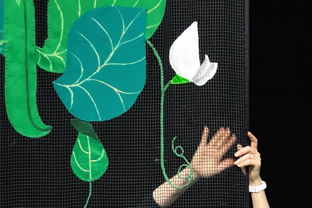 Декорации для спектакля «Принцесса на горошине» | Калининградский Драматический Театр. История занавеса. Превращаем идею в технологию