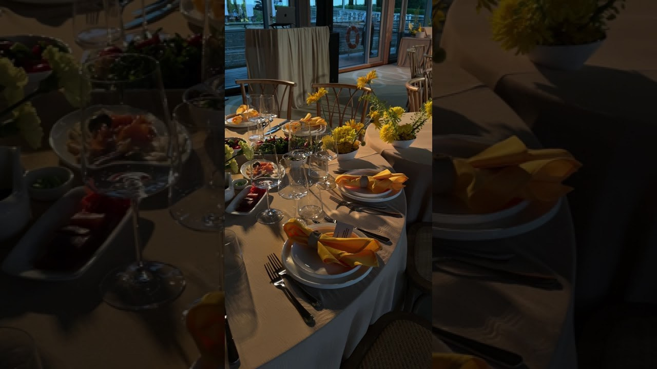 Стилизация фуршетной зоны и банкета на 60 человек для закрытого меропрития одного из крупных банков. Сет-дизайнер и фуд-стилист в Москве Инна Чертова