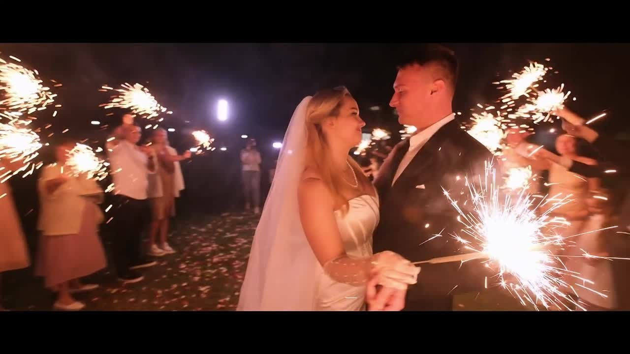 Галерея свадебных клипов, примеры свадебных видео. Свадебный фотограф, видеограф в Клину, Москве, Зеленограде, Калабушкин