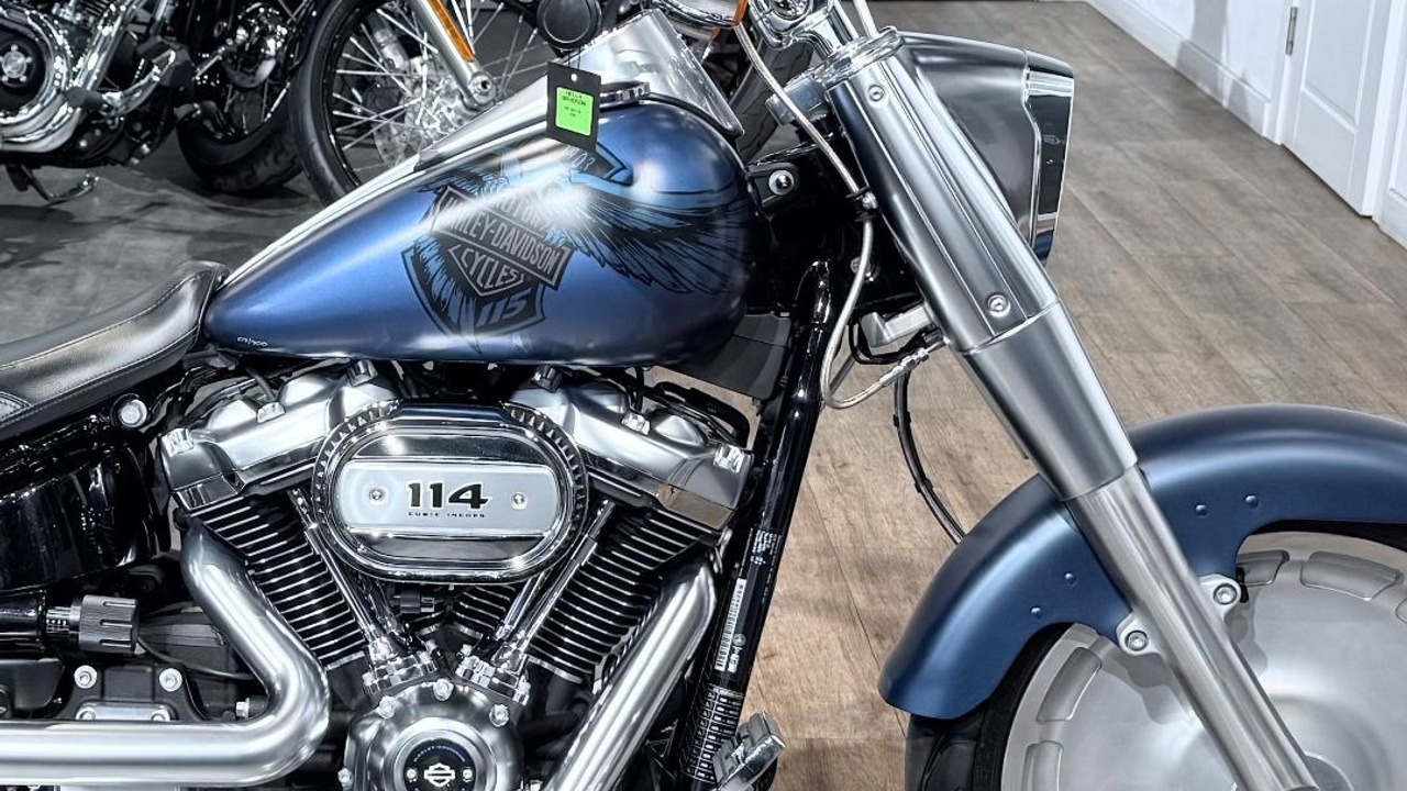 2018 Fat Boy 114 Bluе Dеnim 115 Yеars. Hello Davidson, Москва. Только хорошие мотоциклы…
