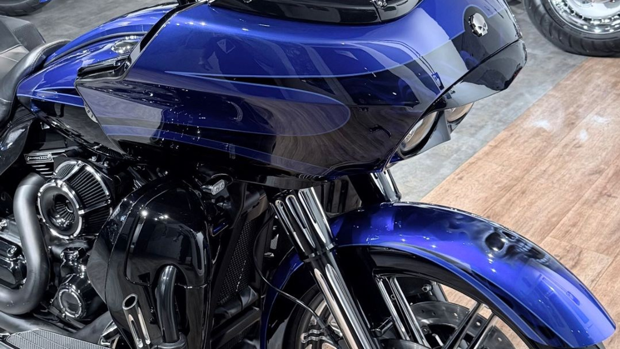 2012 CVO Road Glidе Ultrа 110 АBS «Dark Warriоr». Hello Davidson, Москва. Только хорошие мотоциклы…
