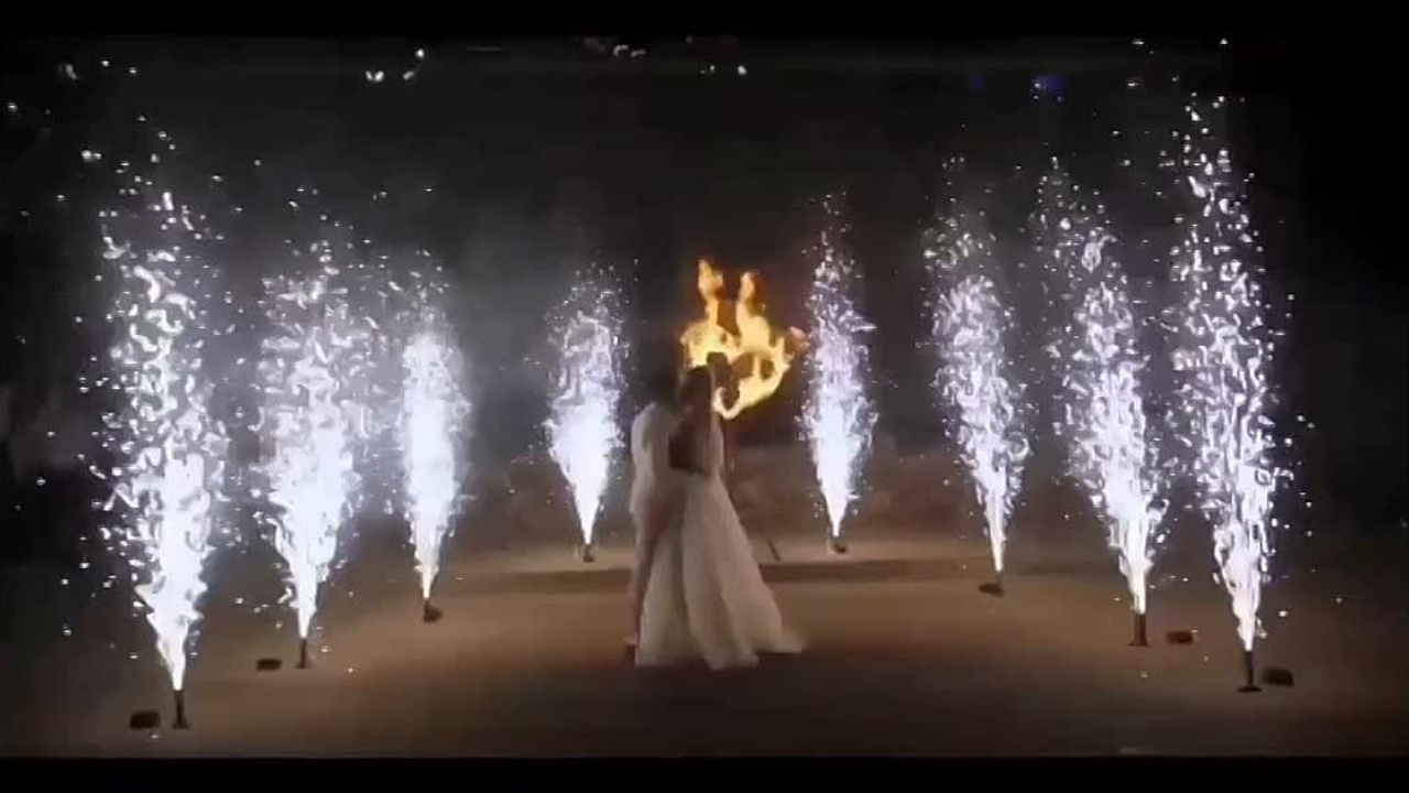 Пиротехническая дорожка. Огненно-пиротехническое шоу, салюты, пиротехника на ваш праздник!