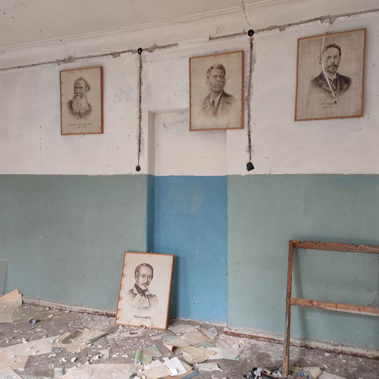 Kintsugi. Elena Slobtseva is a visual multidisciplinary artist