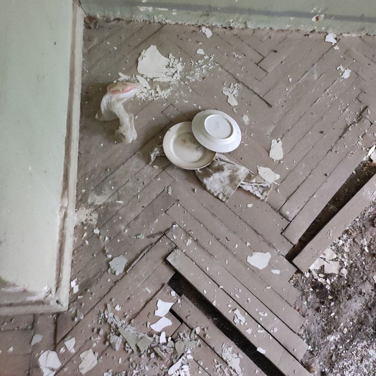 Kintsugi. Elena Slobtseva is a visual multidisciplinary artist