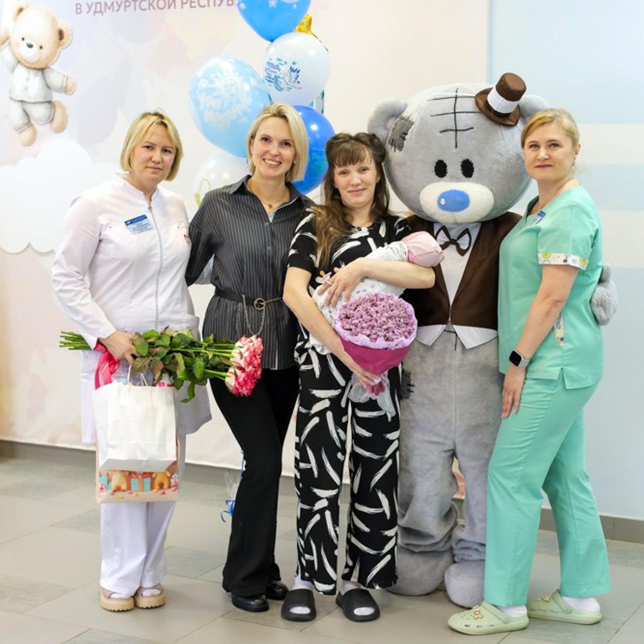 Выписка из роддома. Фотограф новорожденных в Ижевске Анастасия Преснякова