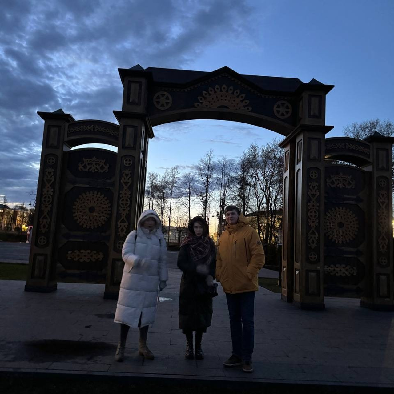 Идем на восток. Портретный фотограф Москва, репортаж и естественная постановка