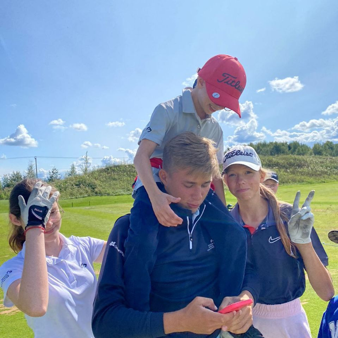 Детский гольф летом