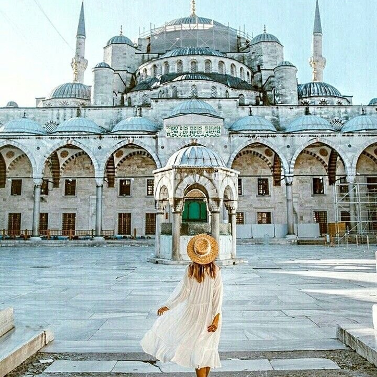 Фототур «Восток и Запад в Стамбуле». Студийный фотограф в Краснодаре