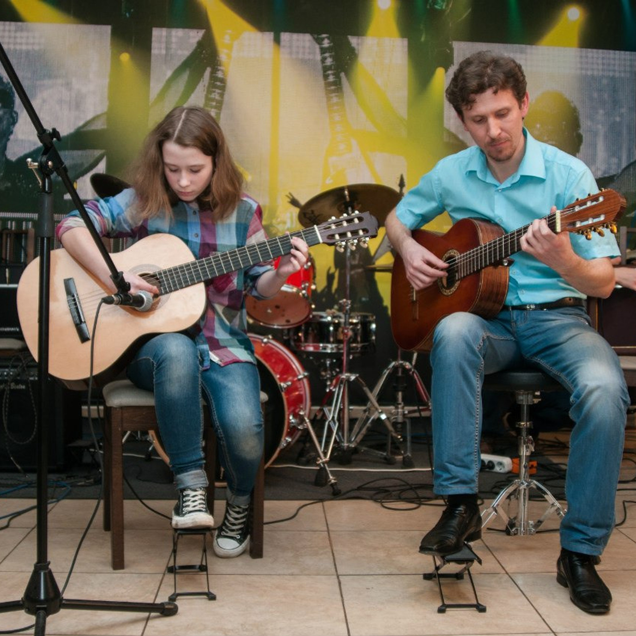 Студия обучения игре на гитаре — класс Дениса Маярского. Дом Шрёдера