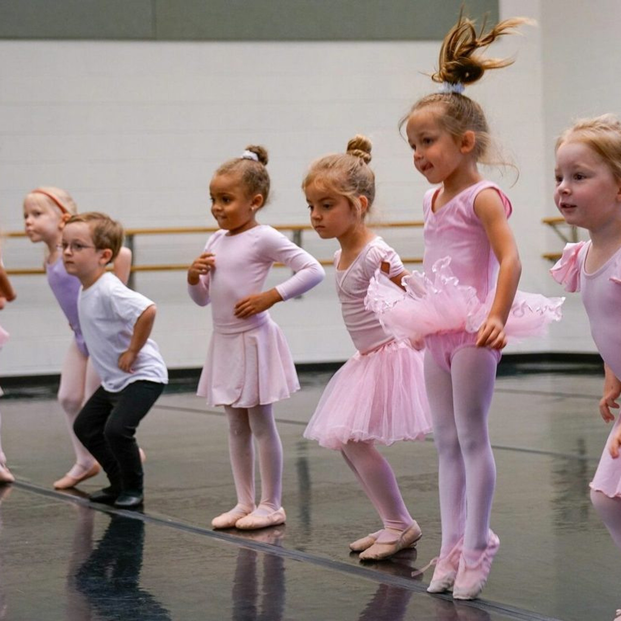 Студия хореографии, танца и пластики — класс Евгении Казанцевой. Дом Шрёдера