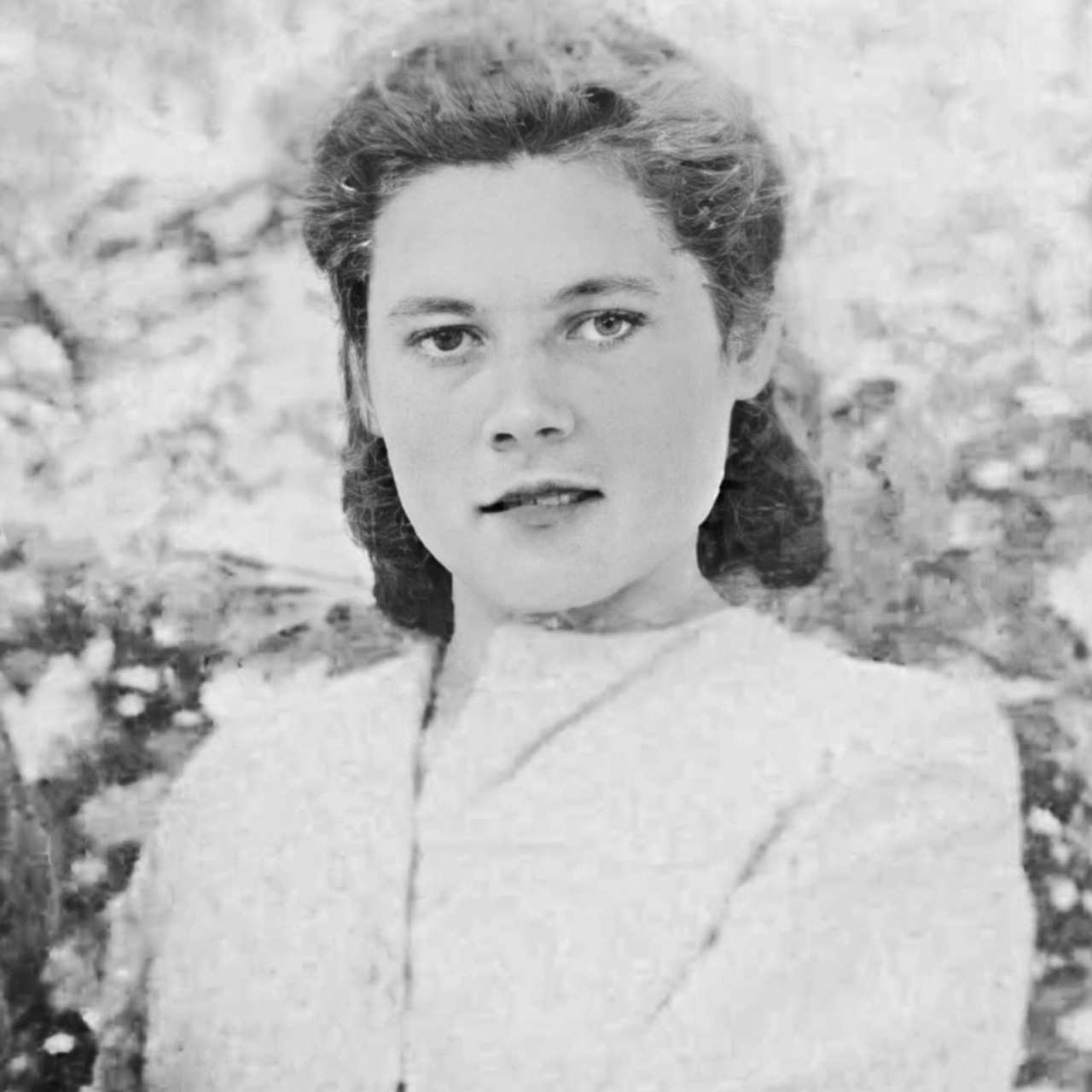 Ретушь старых фотографий. Графический Дизайнер Скалкина Дарья