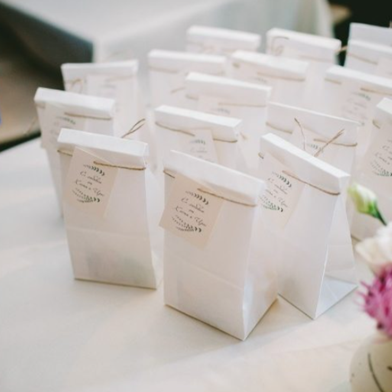 Подарки гостям: идеи и рекомендации. Свадебный фотограф Евгения Фролова г. Каменск-Шахтинский, Донецк, Ростов