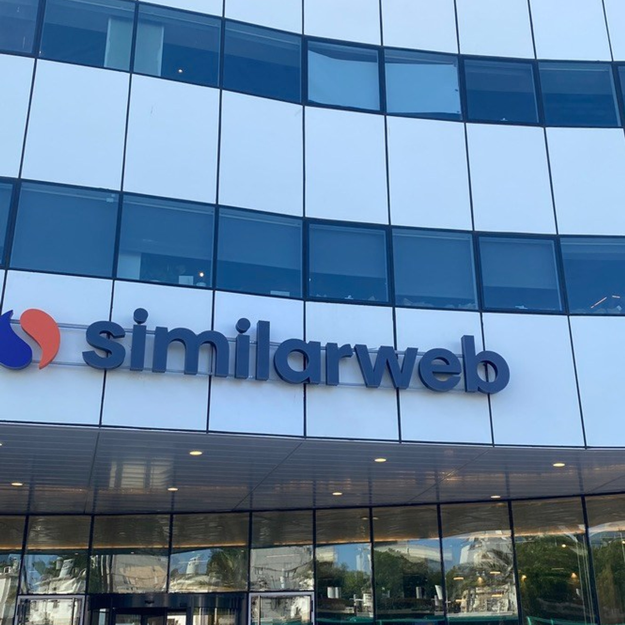 Филипп Хирковский — стратег по маркетингу