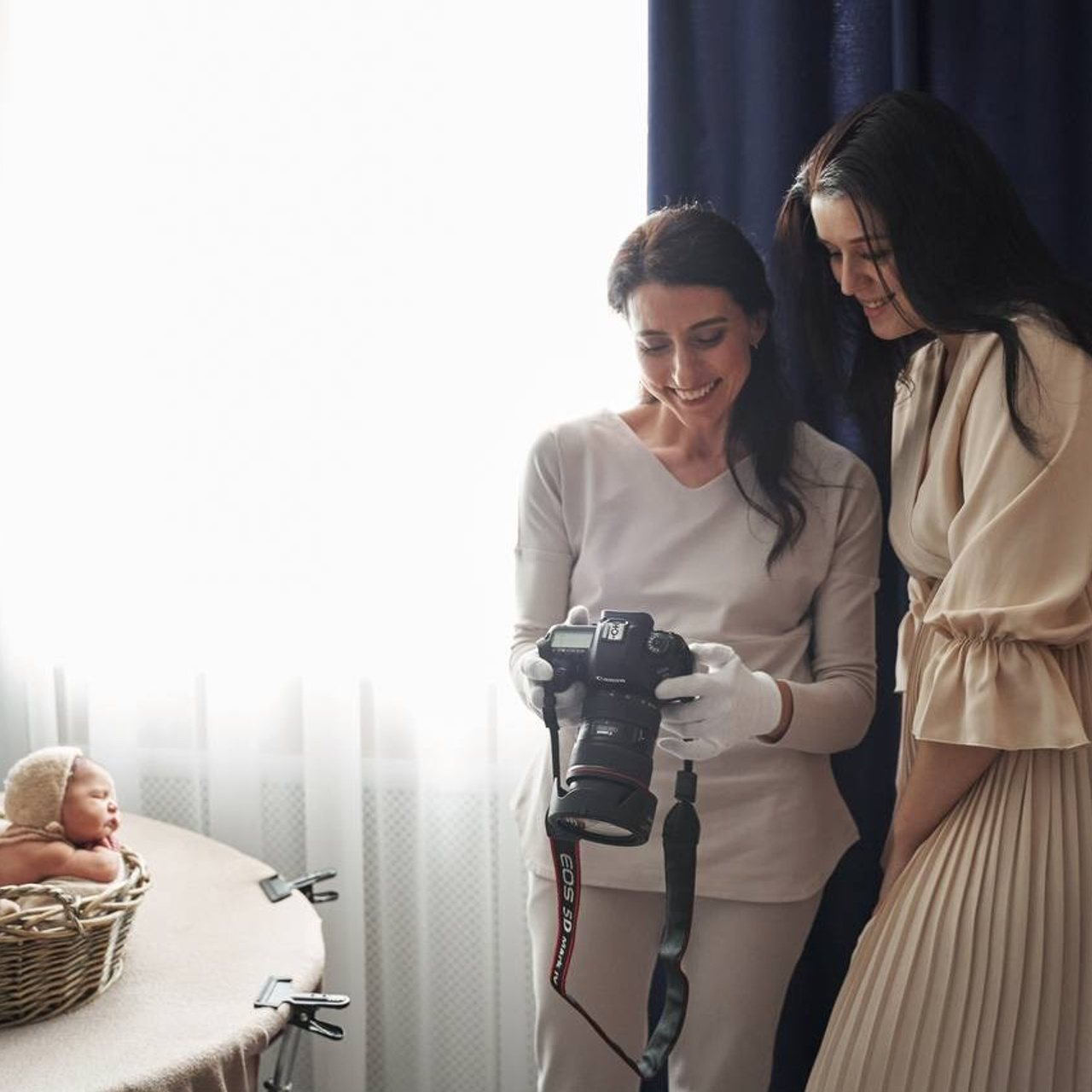 Как помочь малышу при коликах: советы для родителей, автор Анна Шорохова. Профессиональный фотограф новорожденных в Москве, Орле и других городах Анна Шорохова