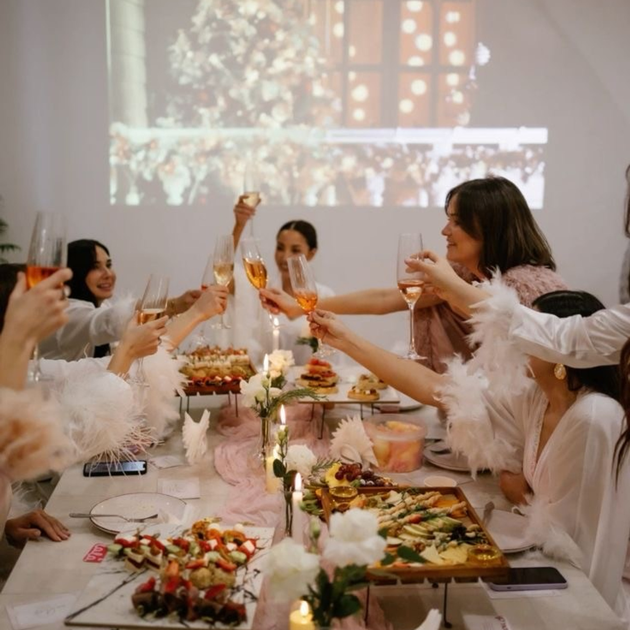 — Девичники