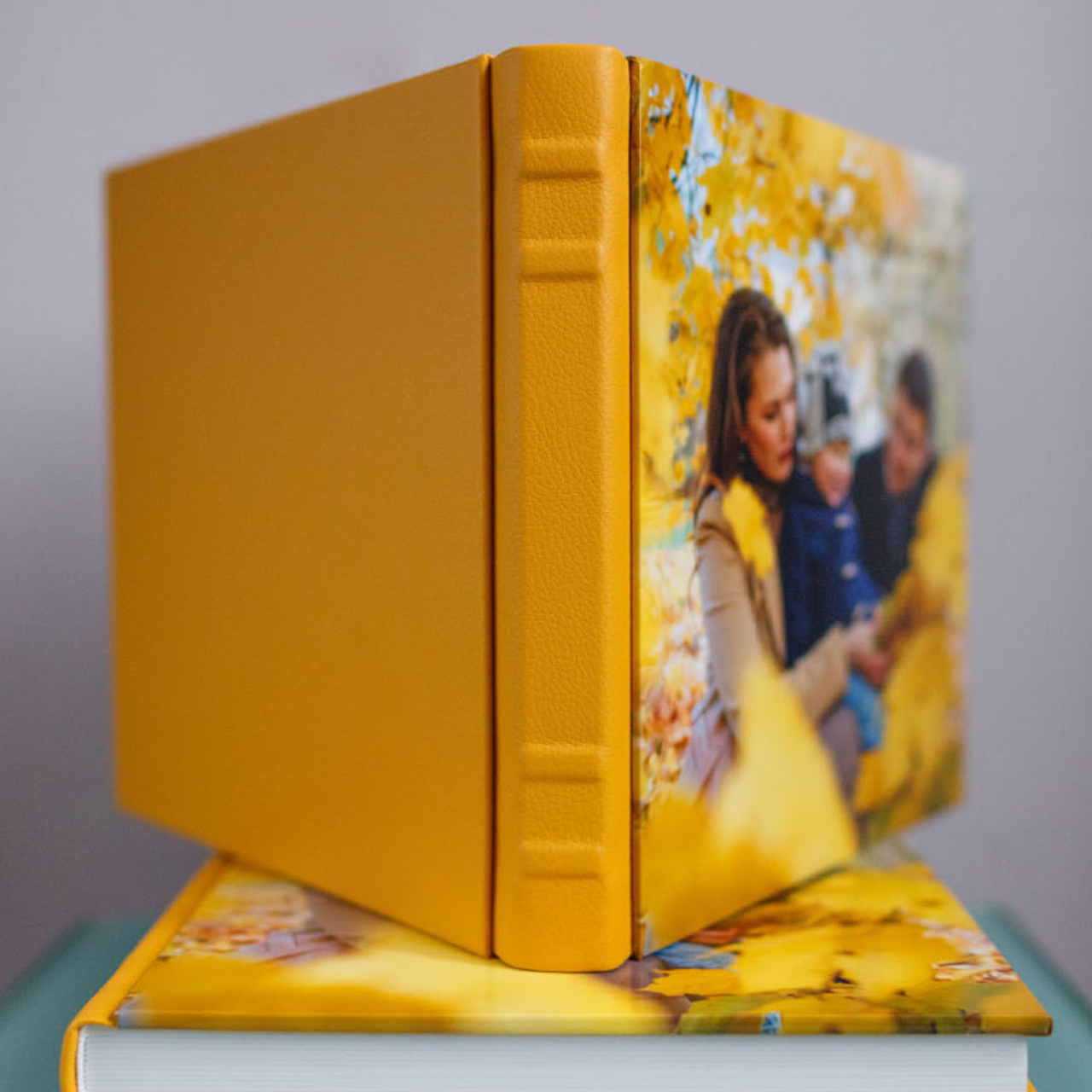 Желтая фотокнига. Фотограф в Москве Татьяна Байкова