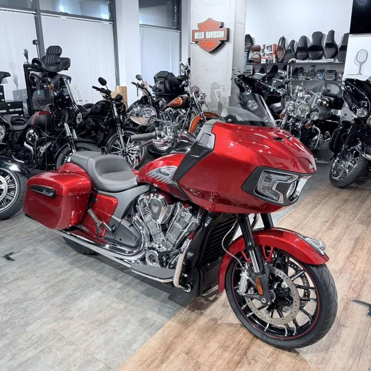 2021 INDIAN Сhallengеr Limited 108 Ruby Metallic