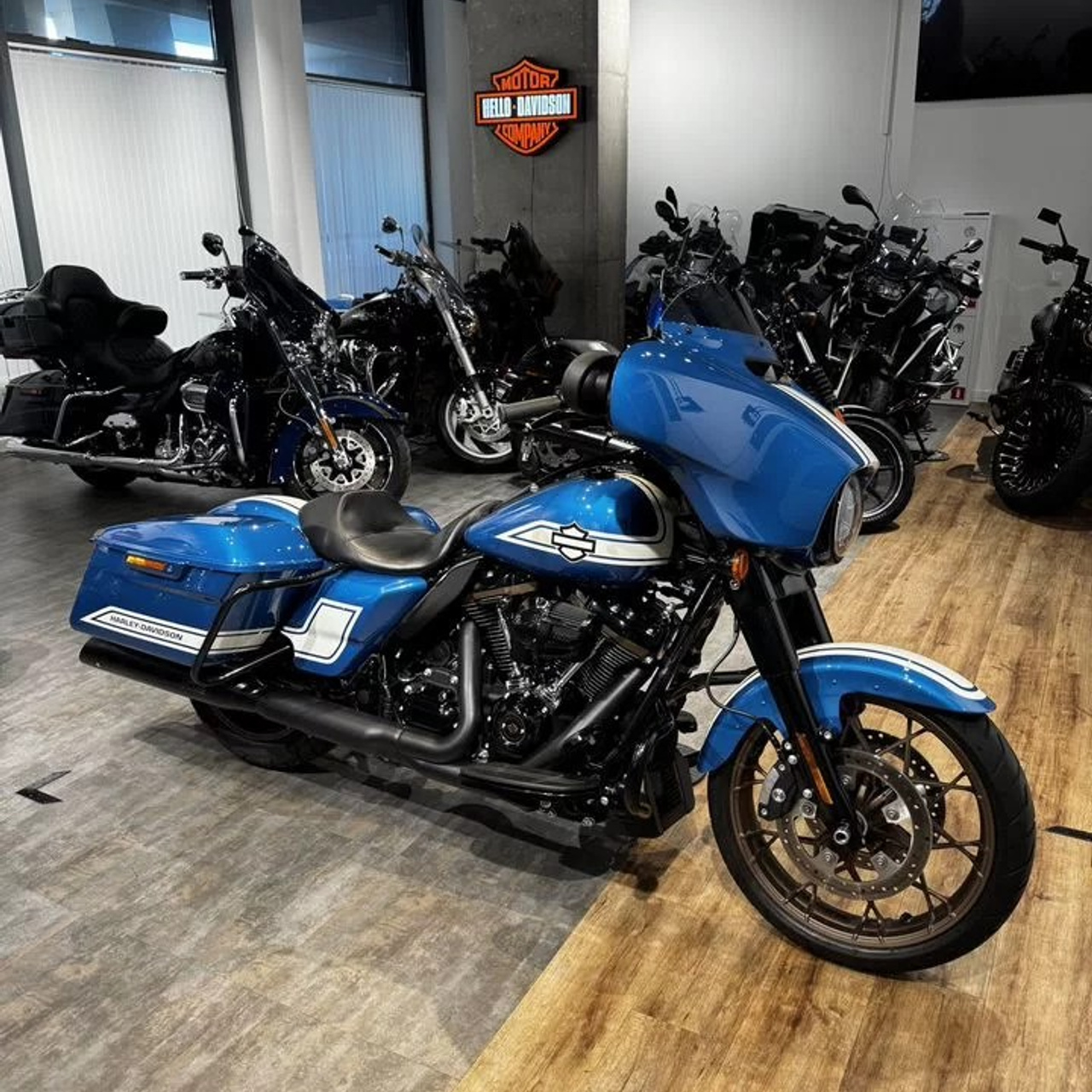 2023 Street Glide ST 117 (Enthusiast)