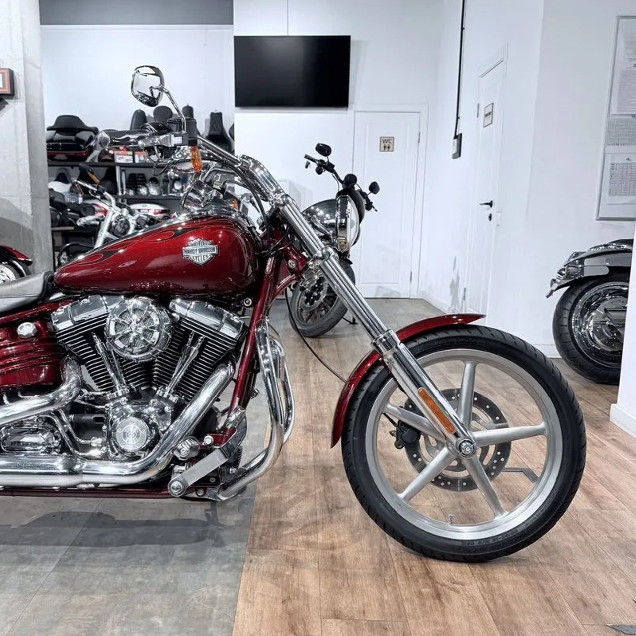 2009 Rocker C 96 Сrimsоn Rеd Sunglo Deluхе