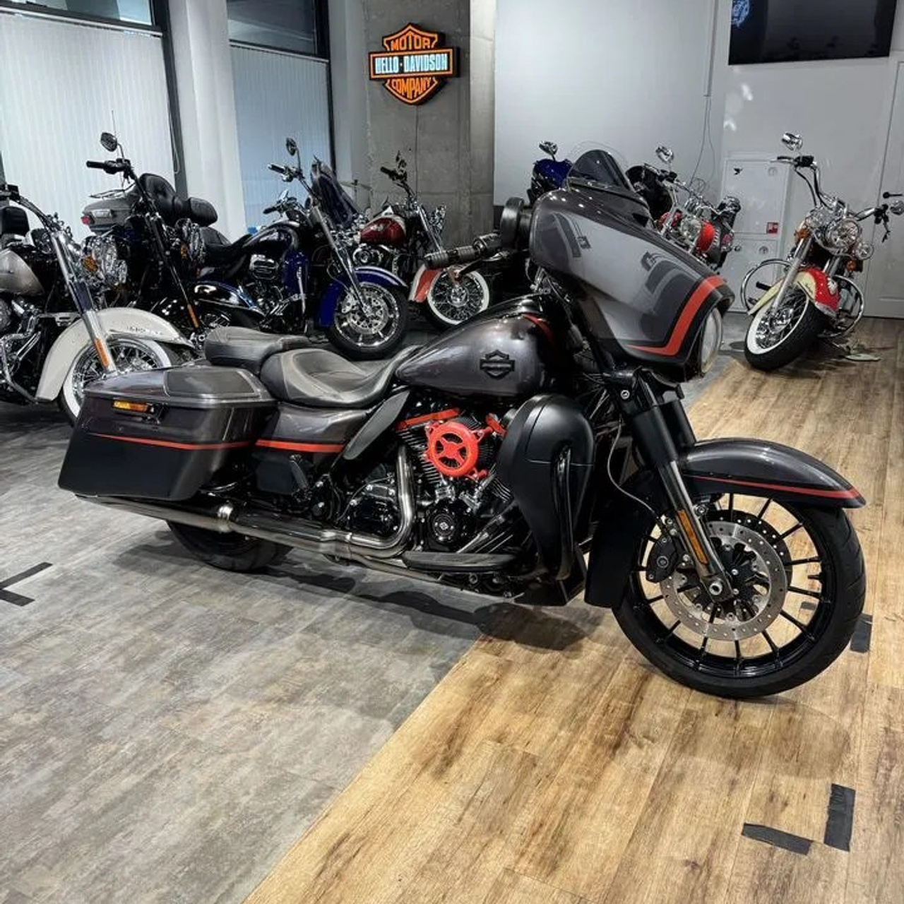 117 CVO Street Glide Special