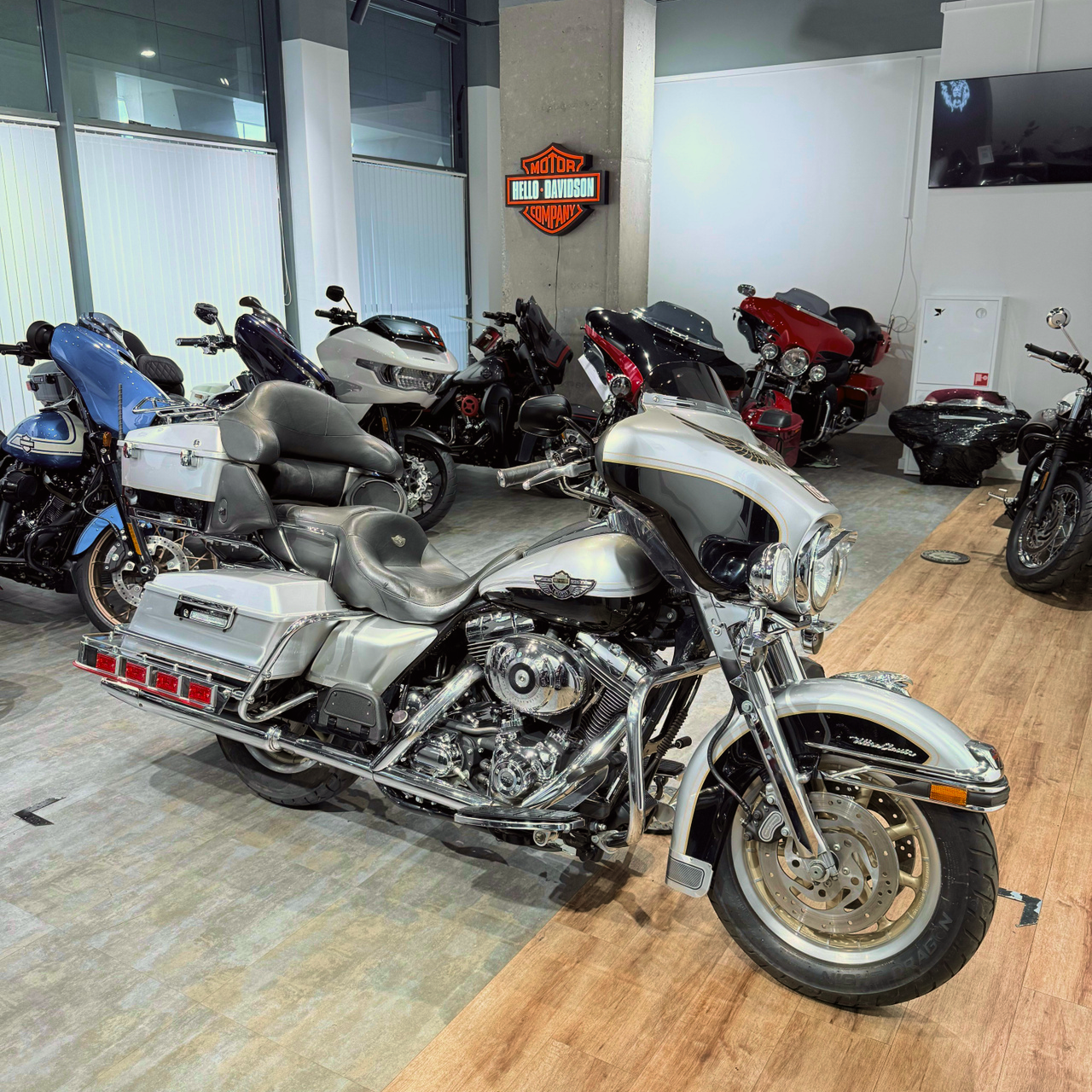 Electra Glide (100 Years Edition)