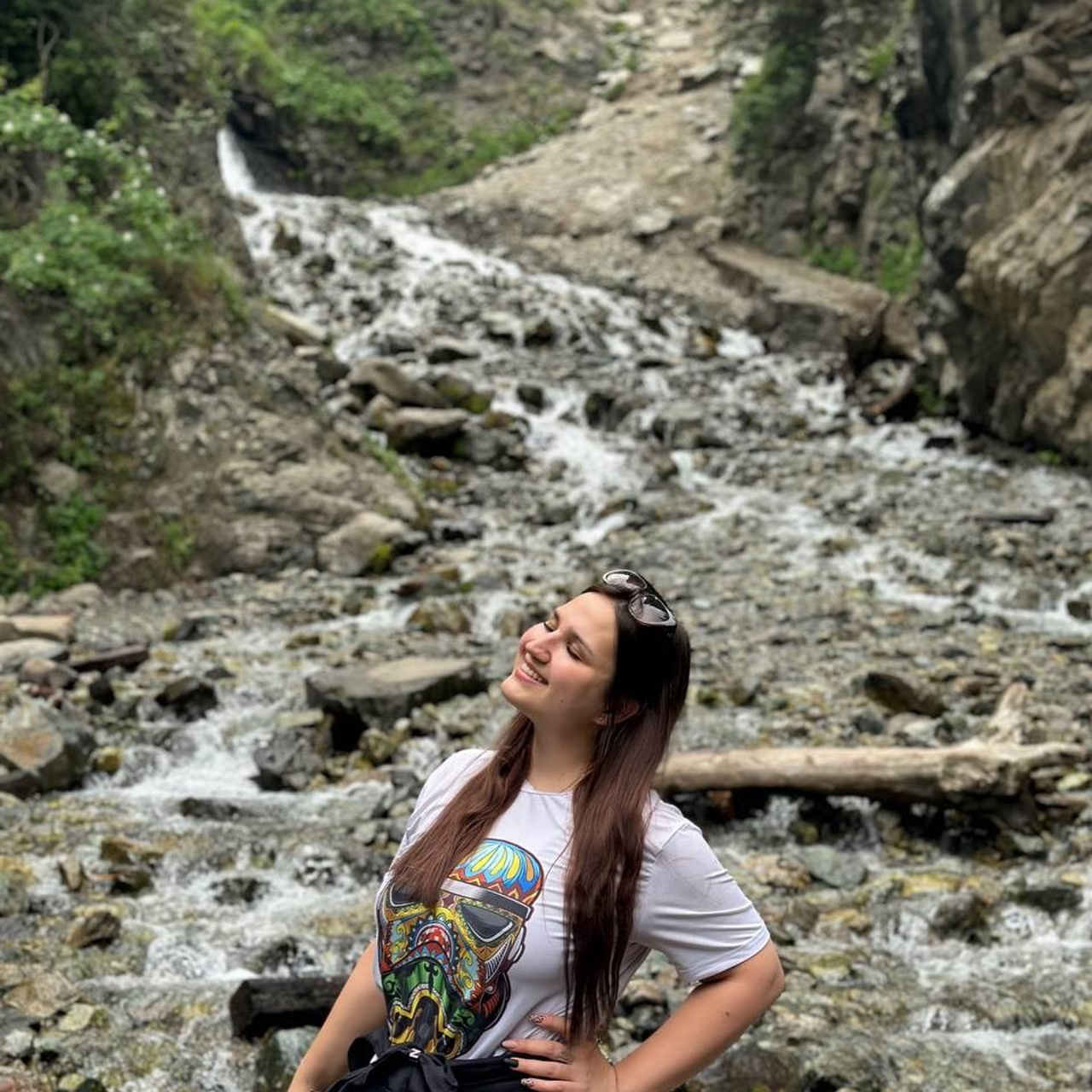 Экскурсия и тур на горячие источники Алмарасан и водопад Аюсай из Алматы